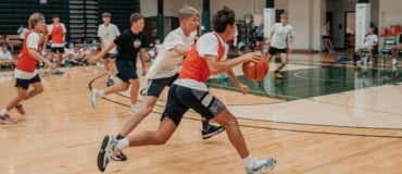 Boys hoops liveplay