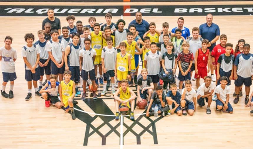 First Nike Basketball Camp Team Returns Home from Tour of Spain - News