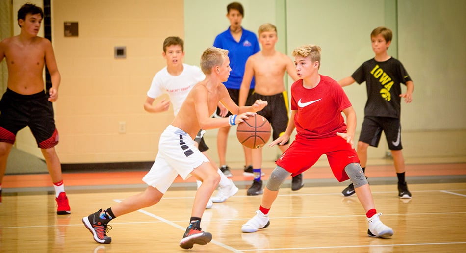 Snow Valley Iowa Basketball Schools at Wartburg College