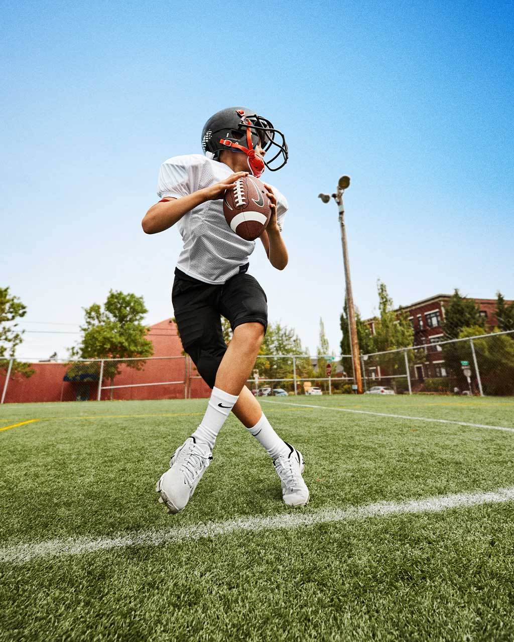 Find Football Leagues, Camps & Tournaments Near You