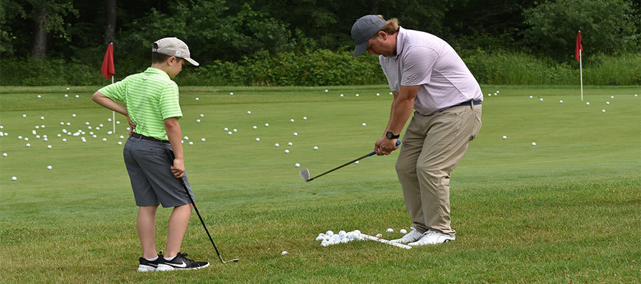 Nike Junior Golf Camp Boyne Highlands chipping practice png
