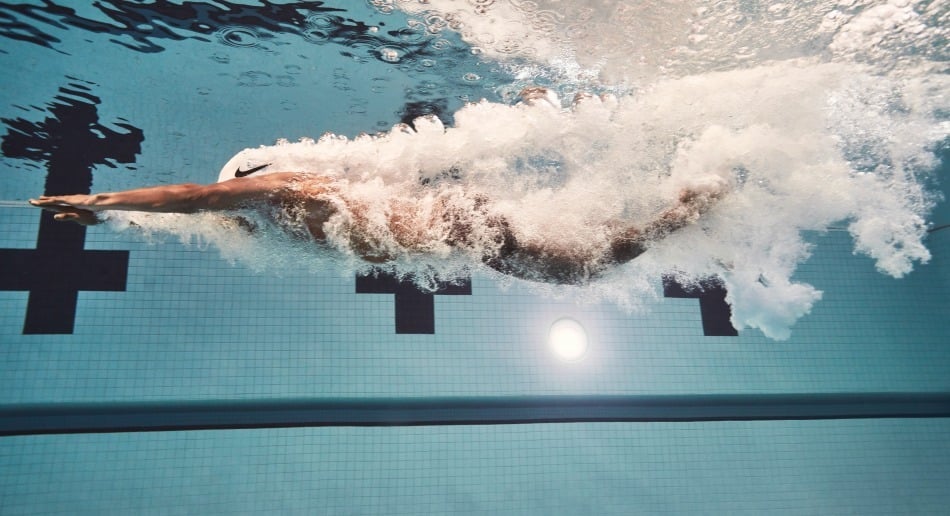 Nike Swim Underwater Dive