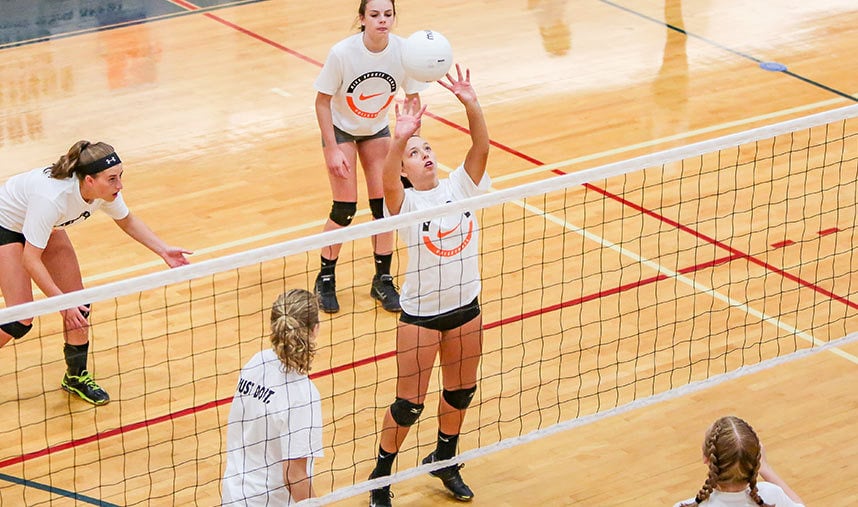 Volleyball Tips on Setting - Volleyball Tips